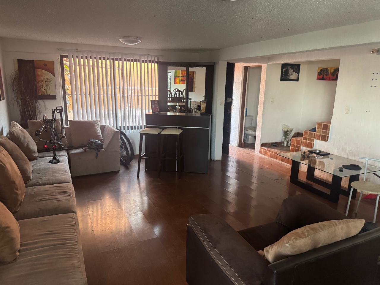 Sala principal de la casa